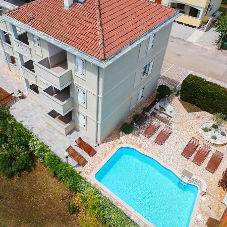 Apartments And Rooms Degra Umag Extérieur photo
