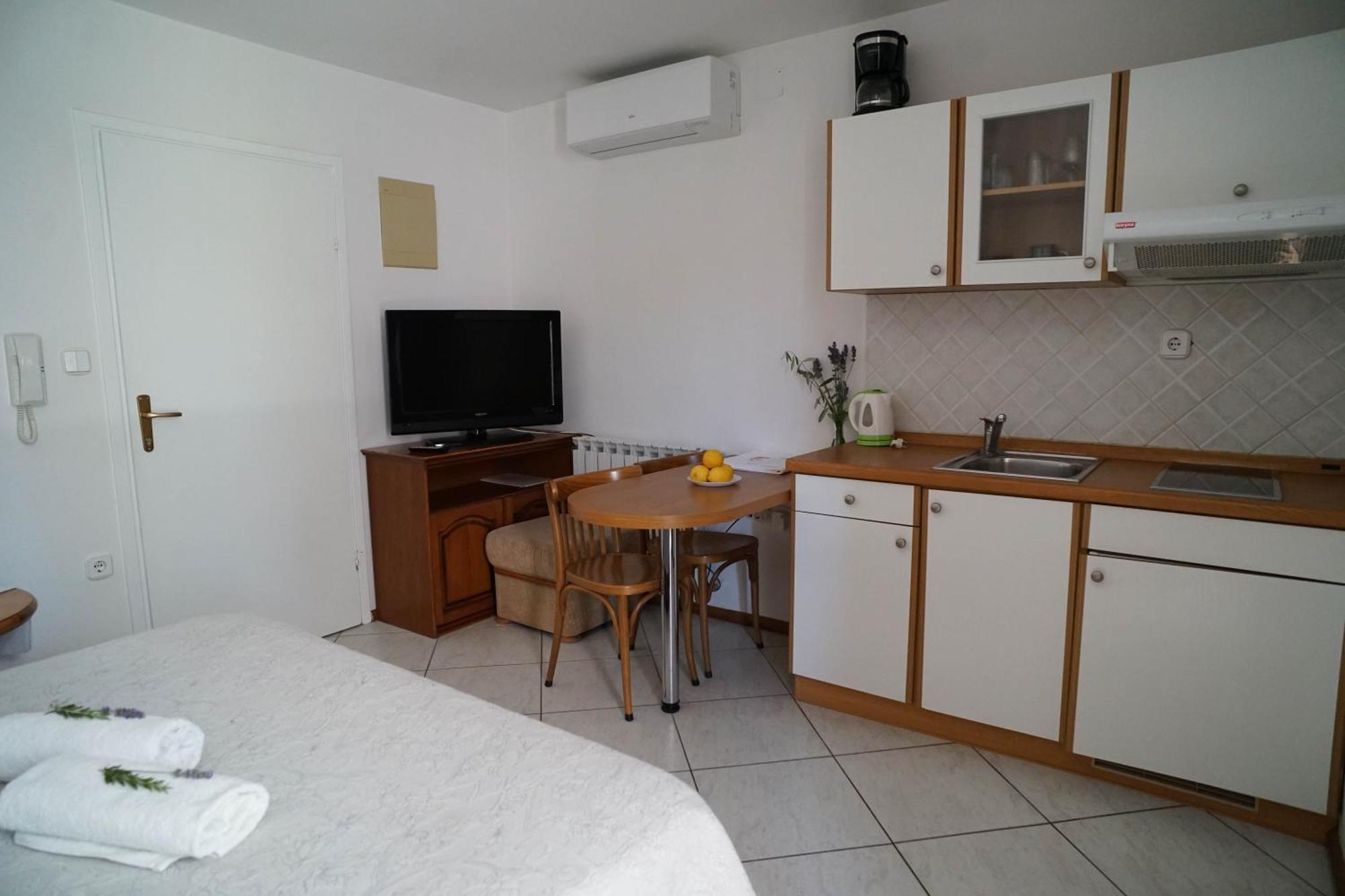 Apartments And Rooms Degra Umag Chambre photo